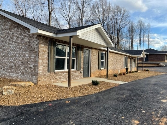 Building Photo - 69 McMurtry Rd