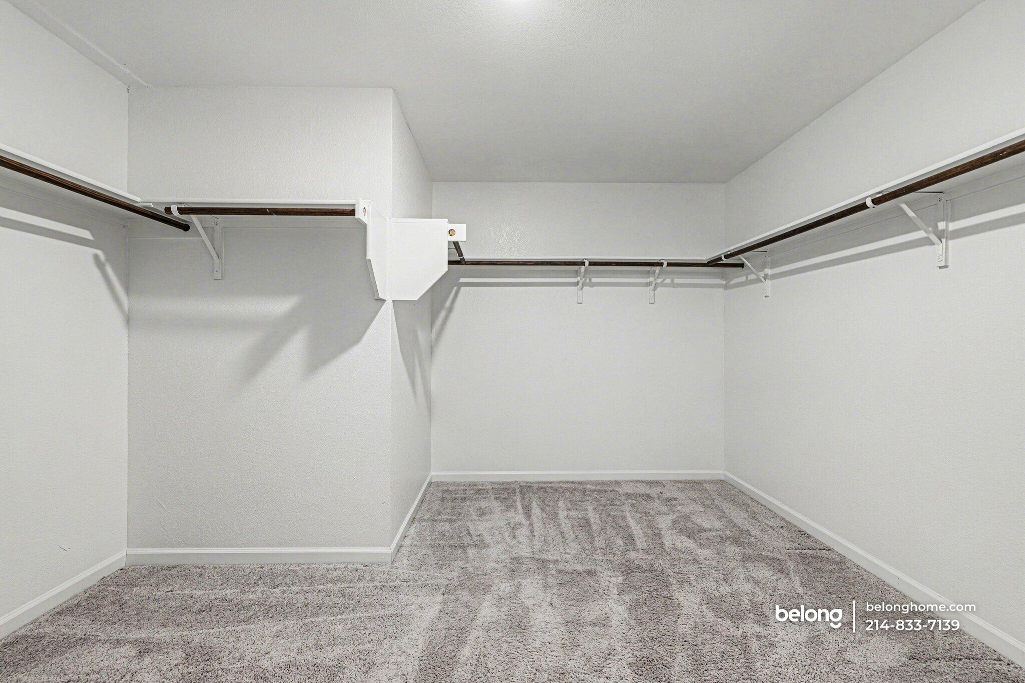 Building Photo - 1806 Chapel Hl Rd