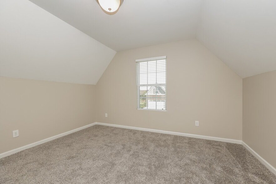 Building Photo - 4841 Compassion Ln