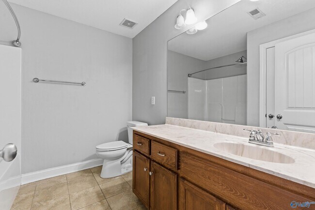 Building Photo - 7518 Parktrace Ln SE