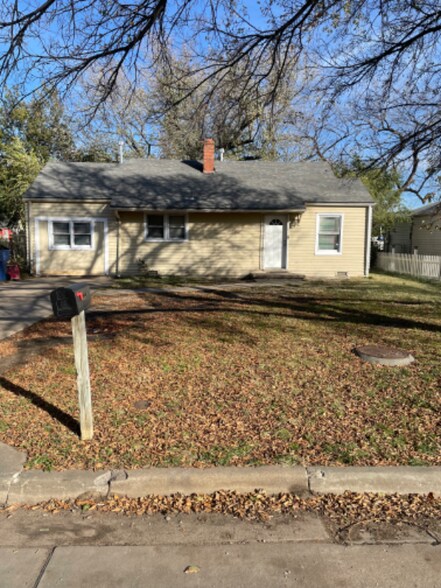 Primary Photo - 2228 N Minnesota St