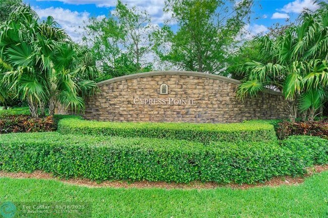 Primary Photo - 8140 NW 128th Ln