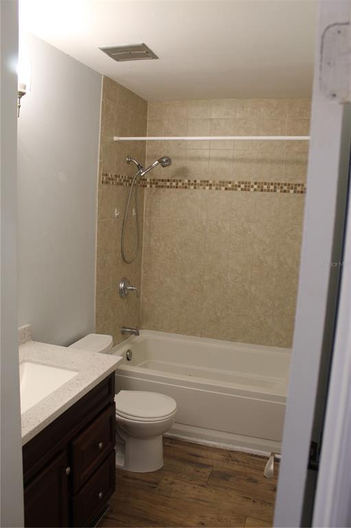 Building Photo - 6912 El Centro Ct