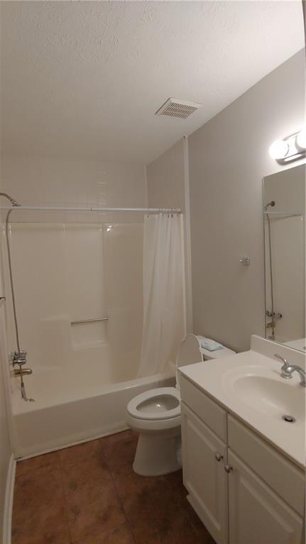 Building Photo - 316 Creekbend Dr