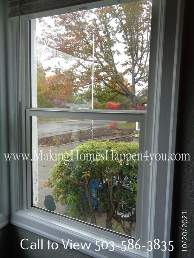 Building Photo - 1830 24th St NE