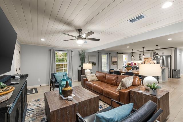 Building Photo - 408 E Liberty St