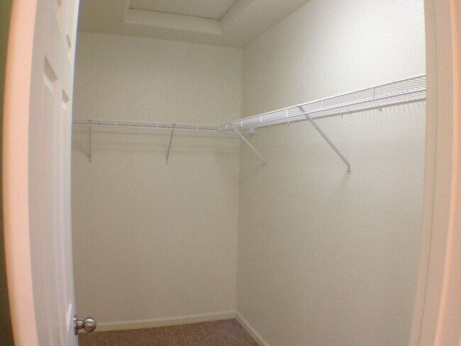 Building Photo - $2,300 Shepherd & Hwy 168, 3 Bedroom - N. ...