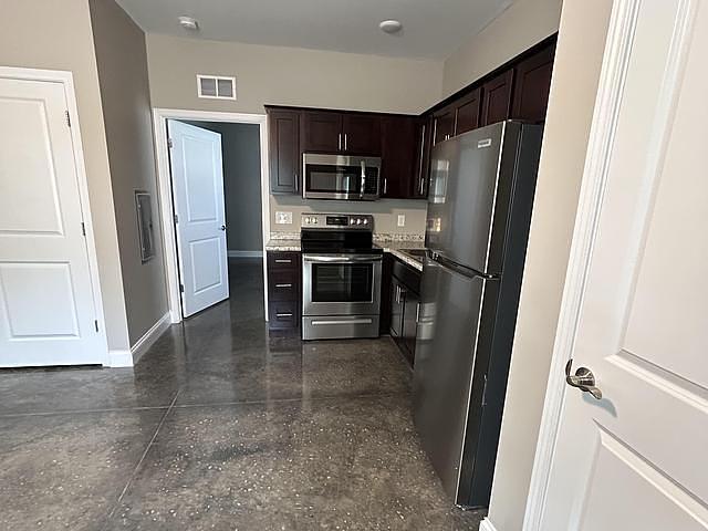 Building Photo - 1125 Old Barren River Rd