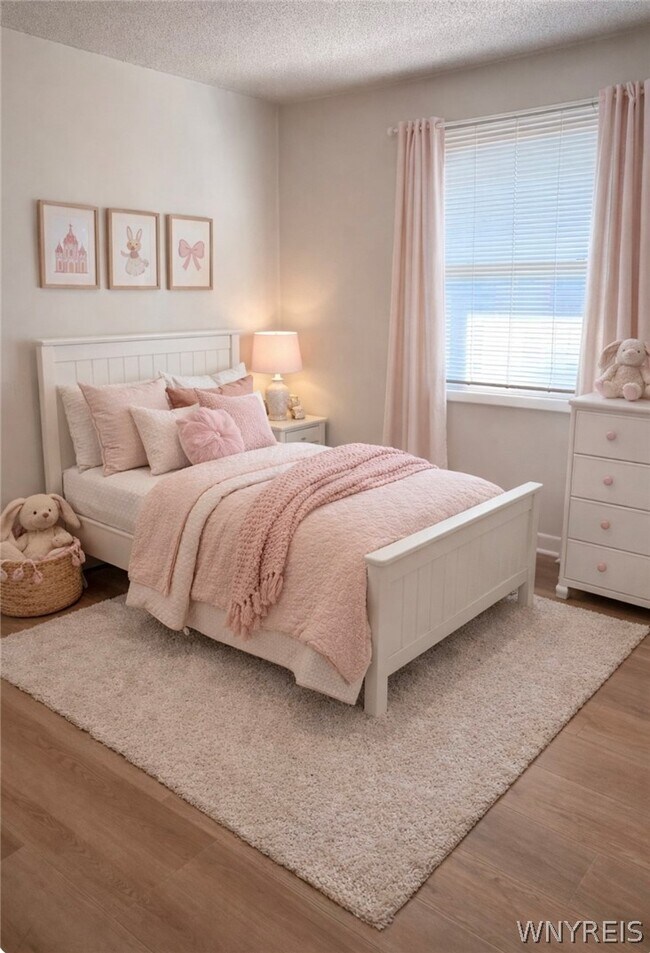 Building Photo - 141 Draden Ln