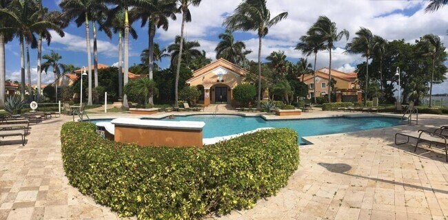 Building Photo - 117 Yacht Club Way