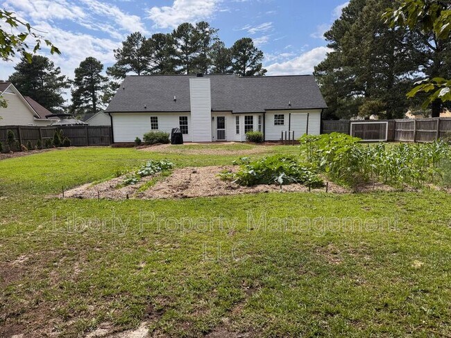 Building Photo - 1517 Clan Campbell Dr