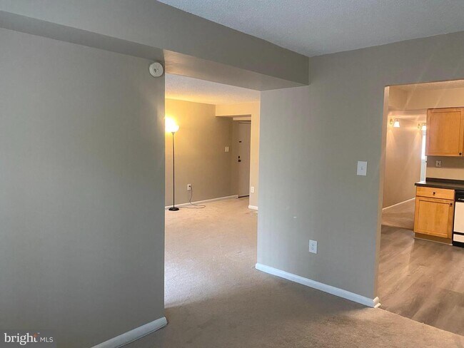 Building Photo - 11723 Karbon Hill Ct