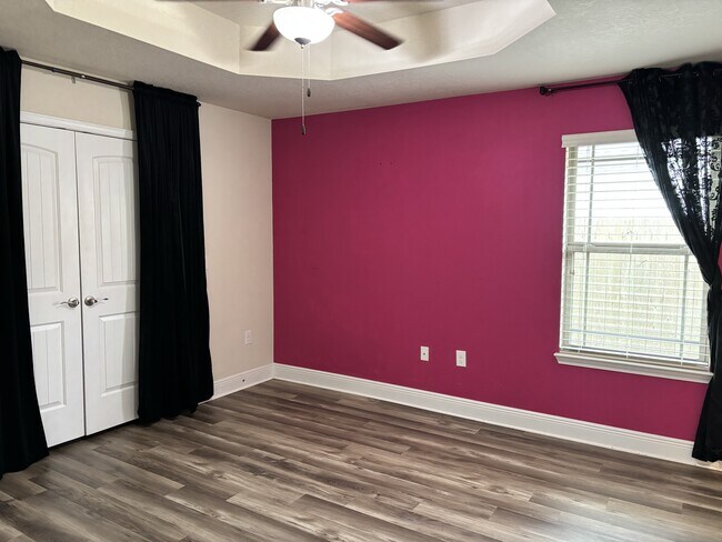 Building Photo - 5143 Carmell Ridge Cir