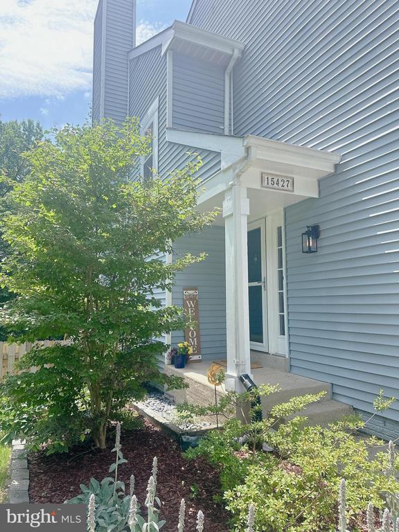 Building Photo - 15427 Beachwater Ct