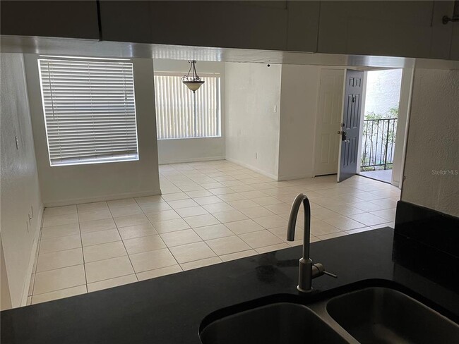 Building Photo - 4732 Walden Cir