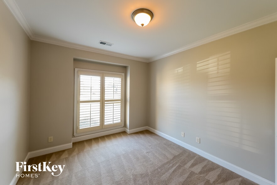 Building Photo - 5938 Limestone Ln