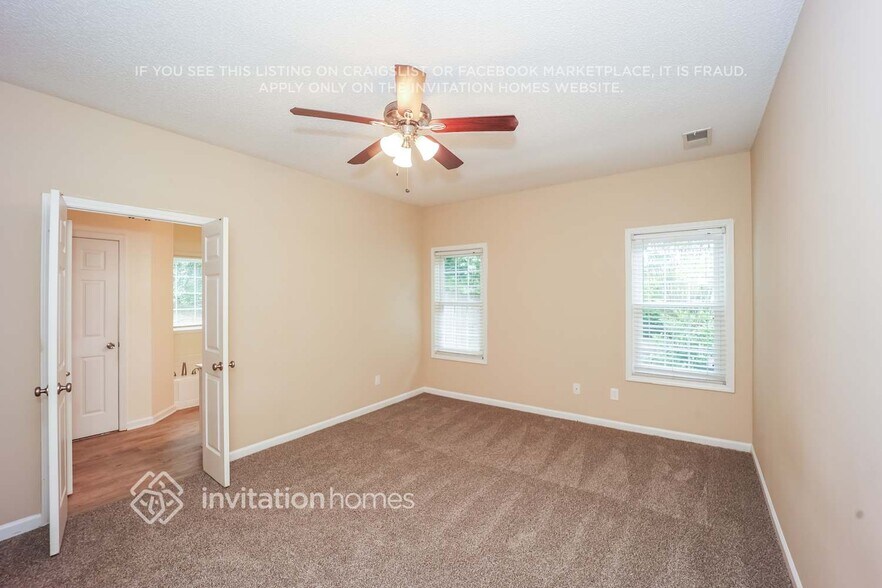 Building Photo - 3007 Andora Dr SW