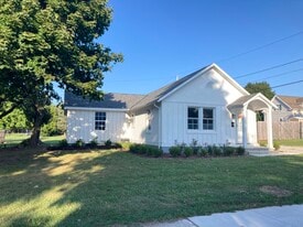 Building Photo - 18 Fairfield Ave