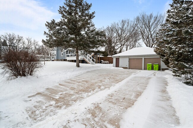 Building Photo - 80 W Geneva St