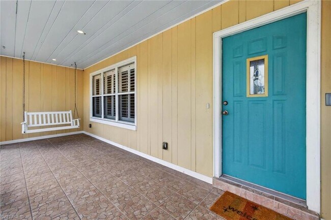 Building Photo - 1420 Maravilla Ave
