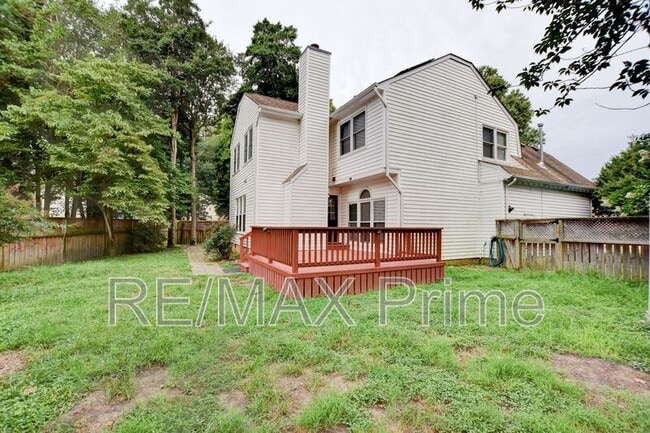 Building Photo - 1025 Still Meadow Ct