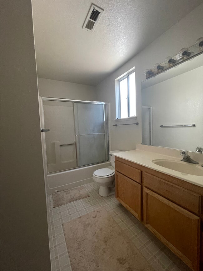 Building Photo - 162 Pelican Loop