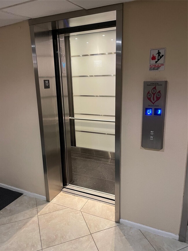 Building Photo - 133 N Pompano Beach Blvd