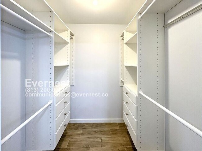 Building Photo - 3-Bedroom/2-Bath Home with Fenced Yard & Private Pool/ Available Soon!