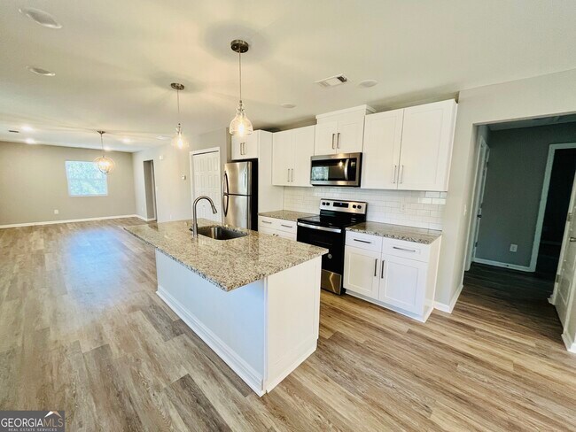 Building Photo - 3329 Burk Dr