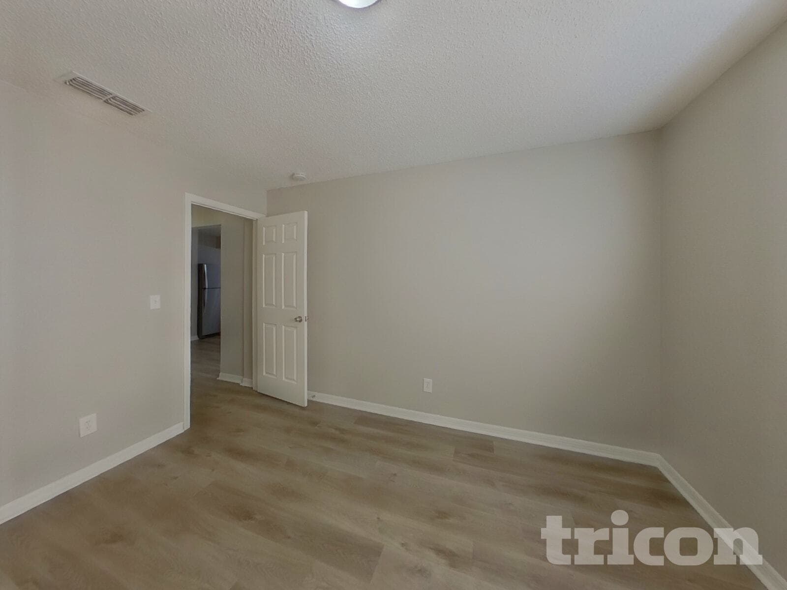 Building Photo - 4930 44th Ave N