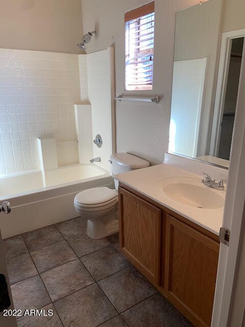 Building Photo - 5158 W Poinsettia Dr
