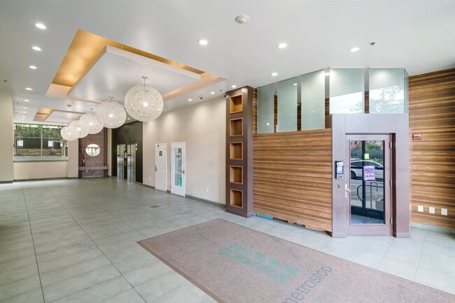 Building Photo - 800 Jackson St