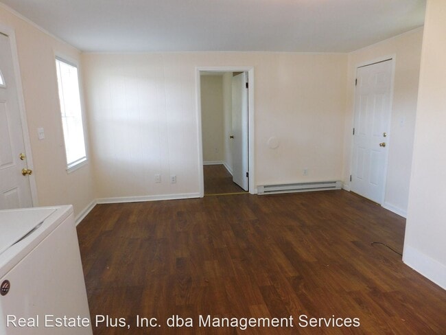 Building Photo - 1 br, 1 bath House - 2208 1/2 Spencer Avenue