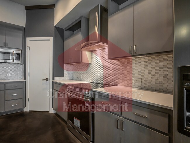 Building Photo - 17413 Melville Ln