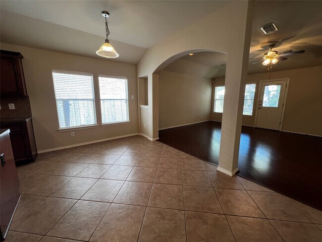 Building Photo - 2415 Sandy Fields Ln