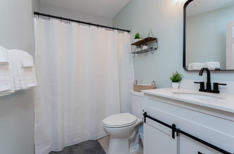 Building Photo - 309 Redan Dr