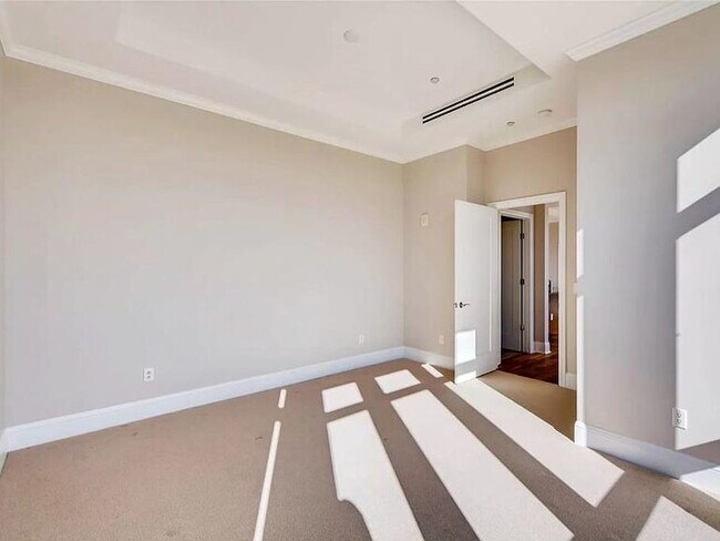 Building Photo - 7600 Landmark Way