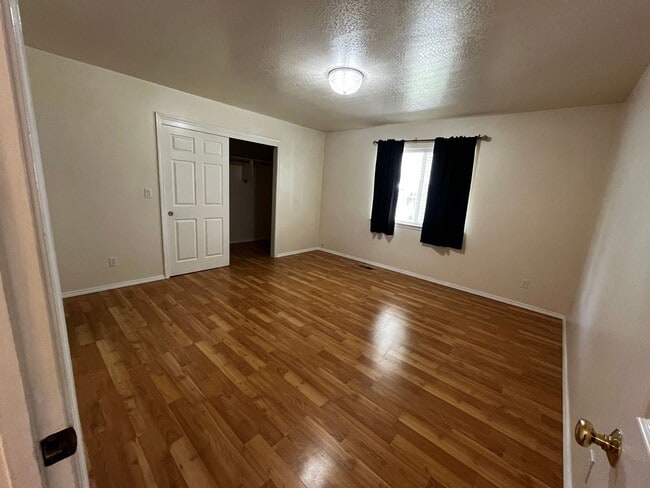 Building Photo - 11283 W Glen Ellyn Dr