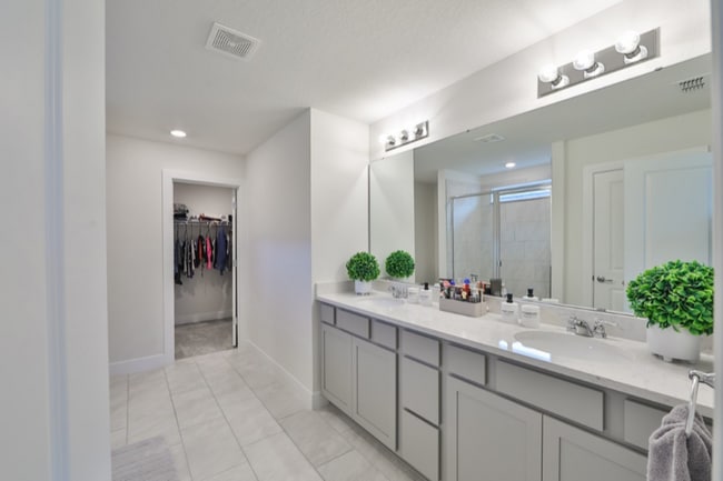 Building Photo - 30089 Skylark Dr