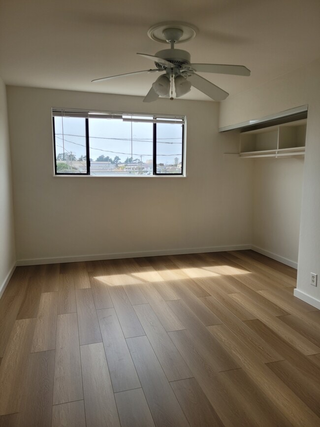 Building Photo - 54 Edgemont Dr