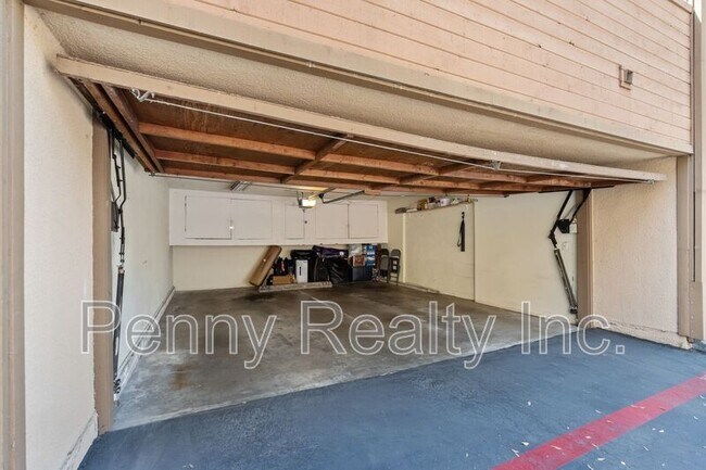 Building Photo - 6210 Agee St