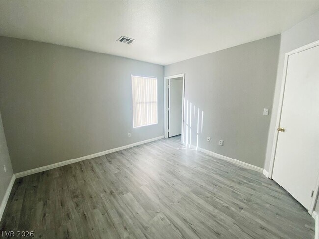 Building Photo - 2512 Birds Nest Cactus Ct