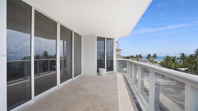 Building Photo - 4775 Collins Ave