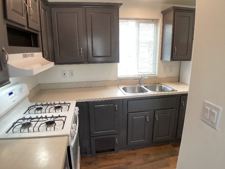 Building Photo - 2601 W Boise Ave