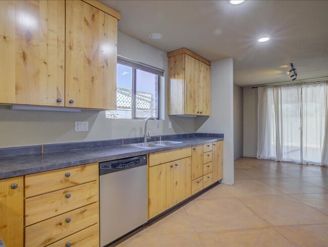 Building Photo - Stunning 4-Bedroom Home with Open Layout & Large Backyard!