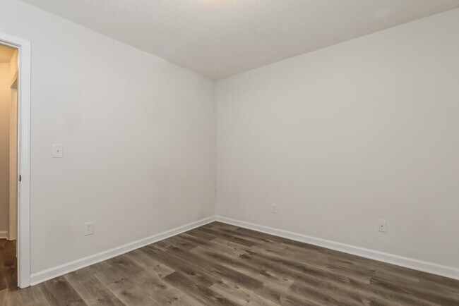 Building Photo - 1427 Isleworth Cir