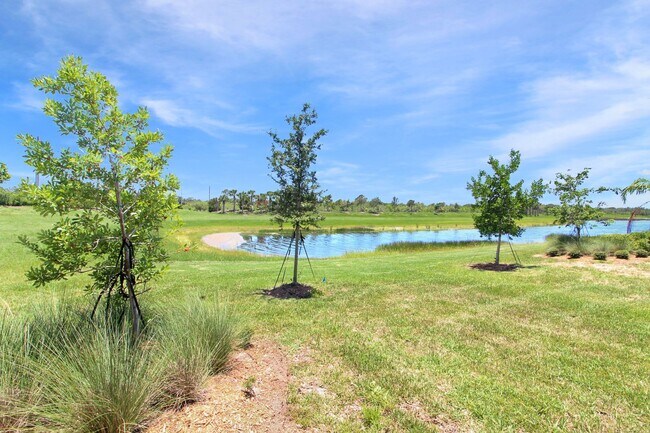Building Photo - Sarasota National Annual Condo for Rent