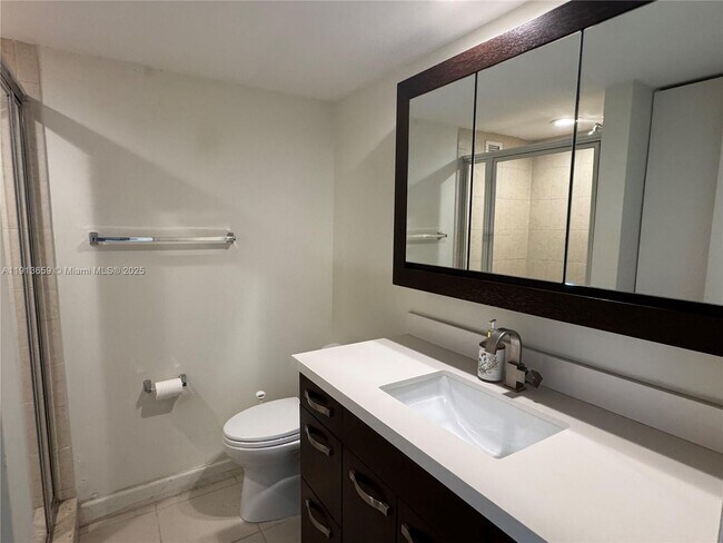 Building Photo - 5600 Collins Ave