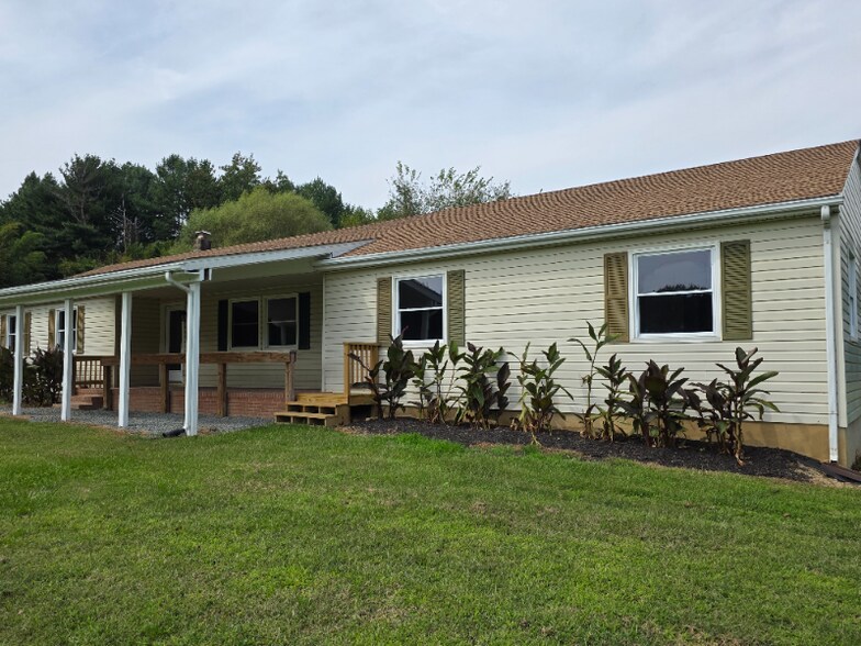 Primary Photo - 235 Bryce Rd