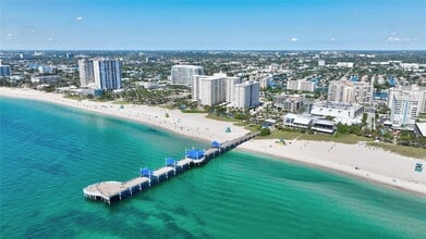 Building Photo - 3205 Colony Club Rd